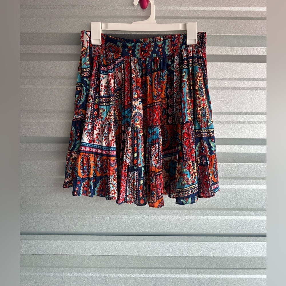 Women’s Nasty Gal Vibrant Colorful Boho Flowing Mini Skirt Sz 8 NWT